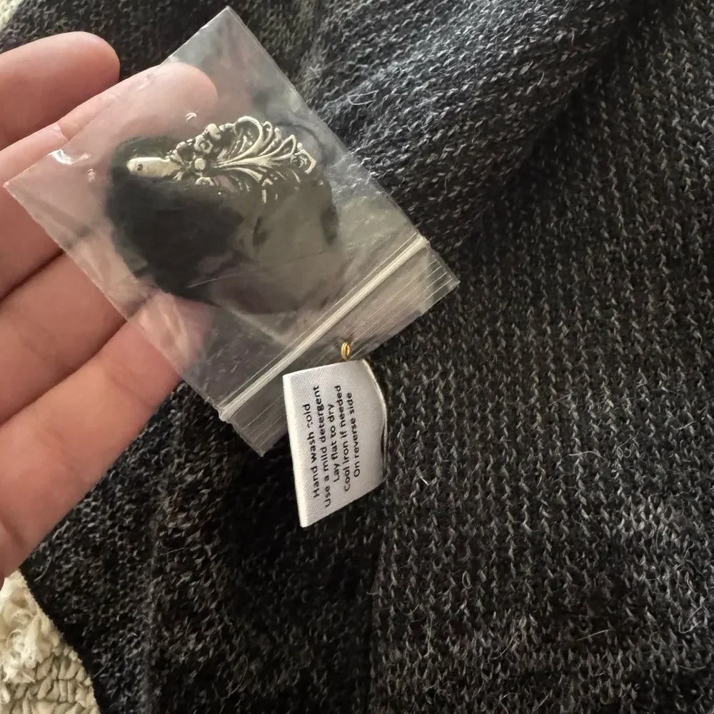 North Style Peruvian Alpaca Long Cardigan Size Large - Picture 9 of 13